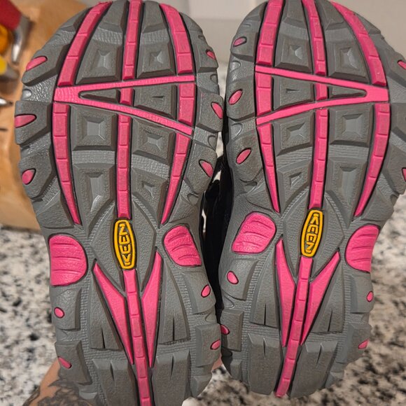 Keen Oakridge hiking boots - Picture 4 of 5